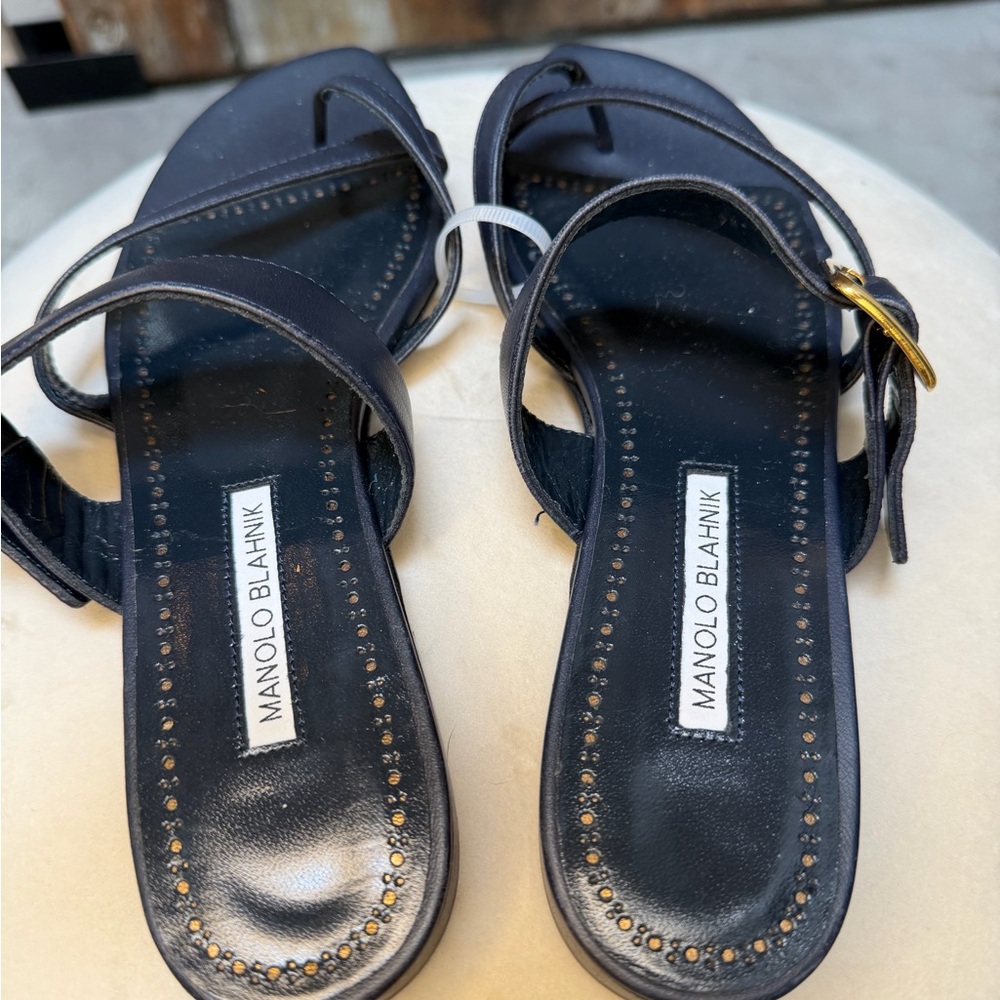 New Manolo Blahnik Thalusa Sandals with Gold Accent Size 40 US 10 - Picture 7 of 12